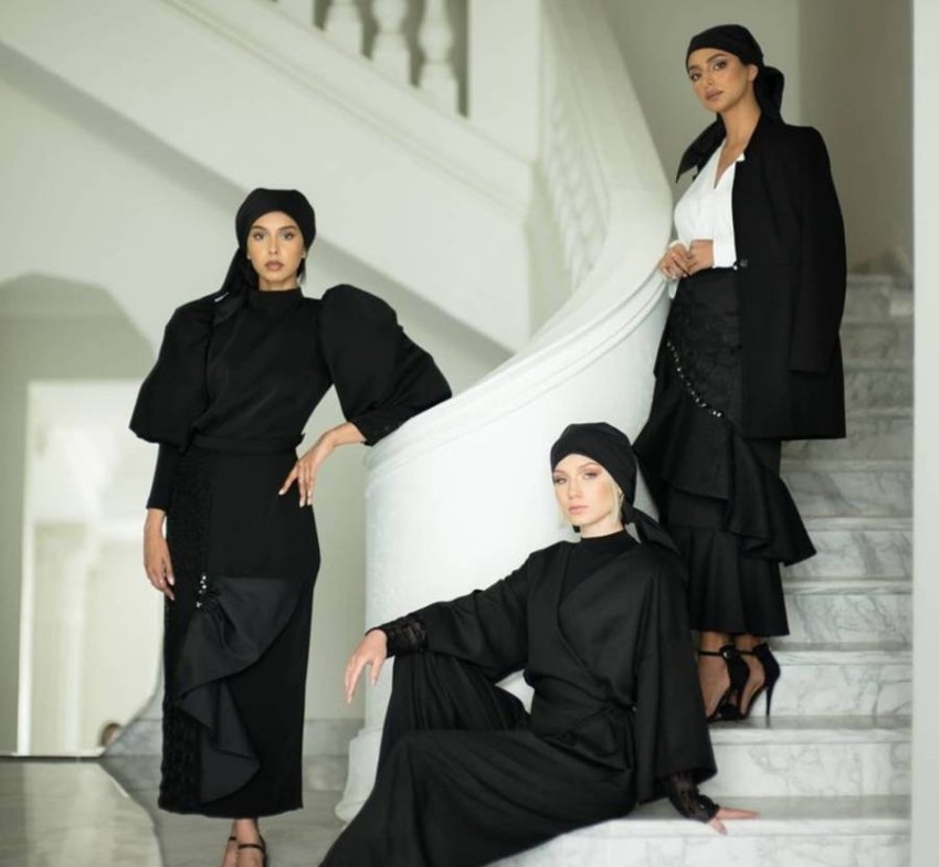 هبة العنزي: تصاميمي تتميز بالفخامة وذوق الفتاة الخليجية راقٍ
