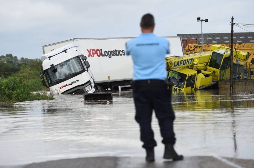 فيضانات مفاجئة تغمر قرى وحقولاً جنوبي فرنسا
