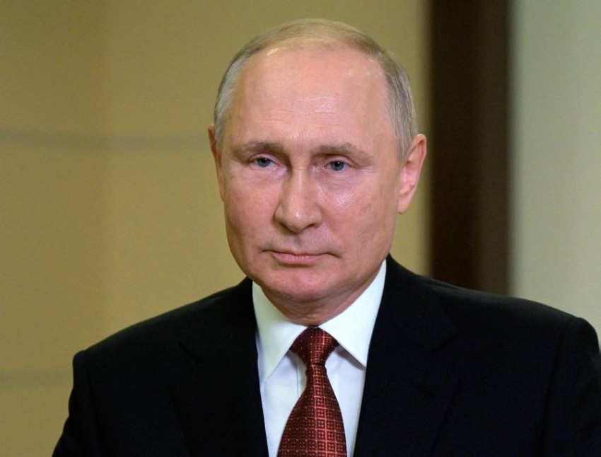 بوتين يعلن أن «عشرات الأشخاص» في أوساطه مصابون بكوفيد-19