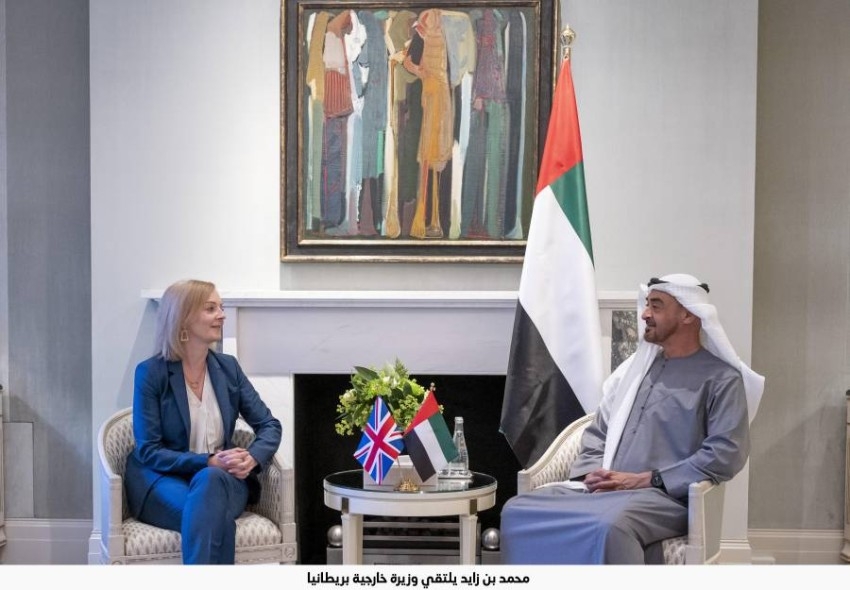 محمد بن زايد يلتقي وزيرة خارجية بريطانيا
