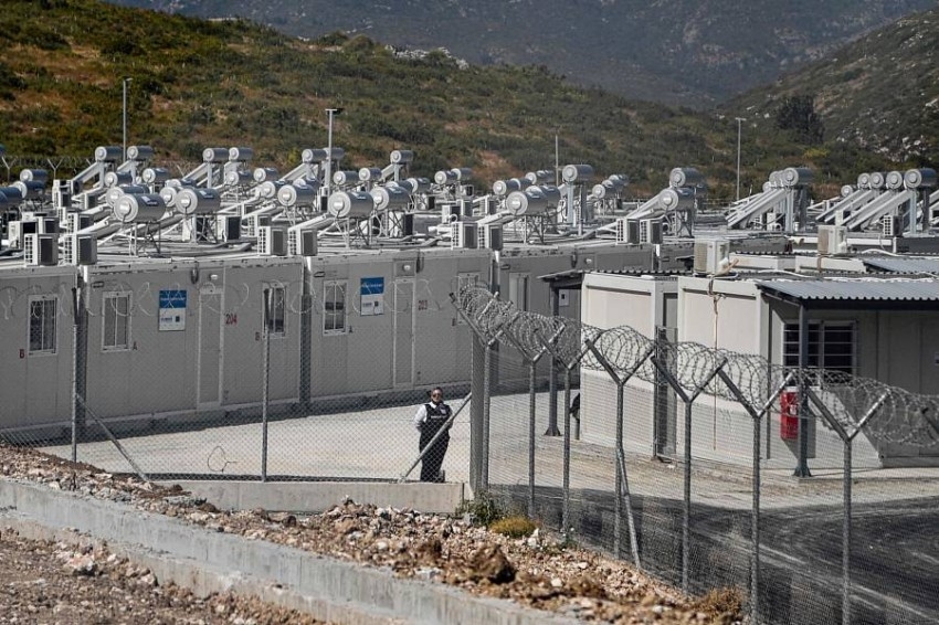 افتتاح مخيم لاجئين جديد في جزيرة ساموس اليونانية