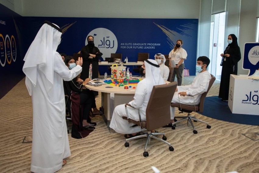 بنك الإمارات دبي الوطني يطلق برنامج «رواد» لدعم الخريجين الجدد