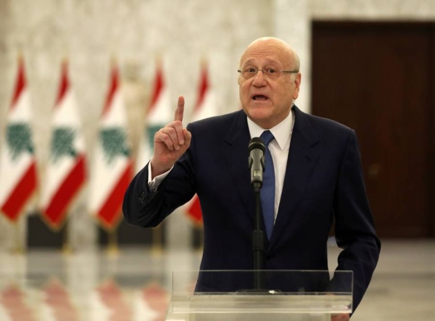 ماكرون يستقبل رئيس الوزراء اللبناني الجديد الجمعة