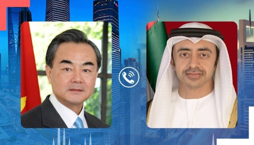 عبدالله بن زايد ووزير خارجية الصين يبحثان علاقات الصداقة والشراكة