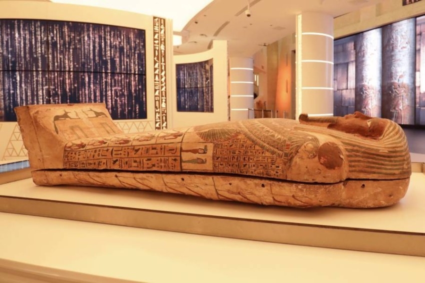 جناح مصر في إكسبو دبي يتزين بتابوت فرعوني أثري