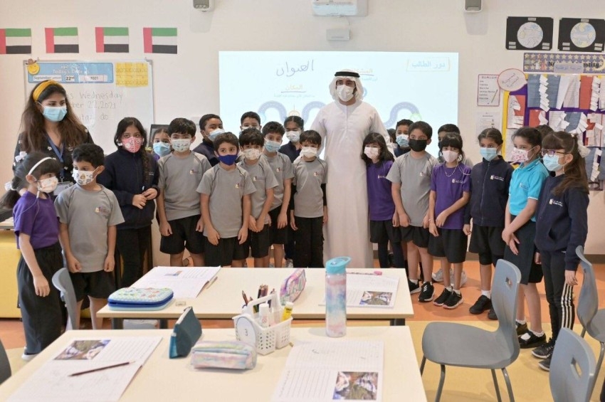 حمدان بن محمد يزور مدارس دبي - البرشاء ويوجّه بالتوسع في المشروع