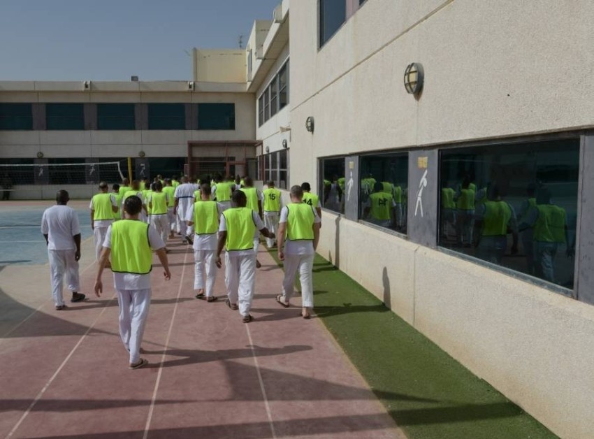 «عقابية دبي» تطلق مبادرة «خمسين مليون خطوة»