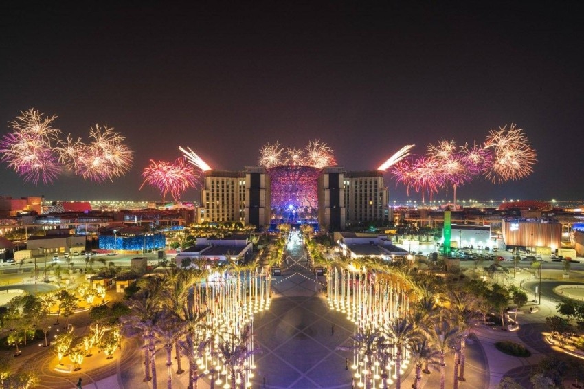 53 ألف زائر لـ«إكسبو 2020 دبي» في يومه الأول