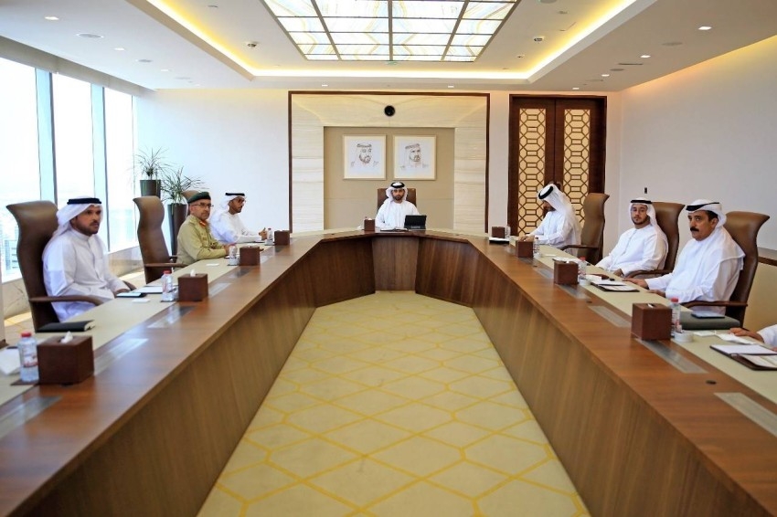 منصور بن محمد يترأّس الاجتماع الأول لمجلس دبي لأمن المنافذ الحدودية
