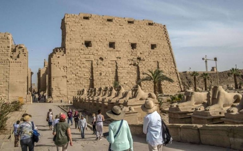مصر تسابق الزمن لافتتاح طريق المواكب الفرعونية في الأقصر