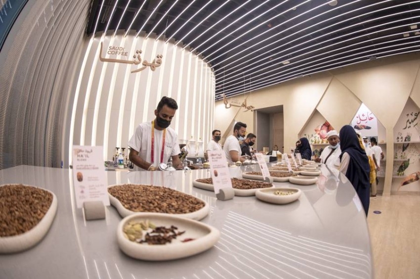 «إكسبو 2020 دبي» يتنفس أطعمة ومذاقات شهية