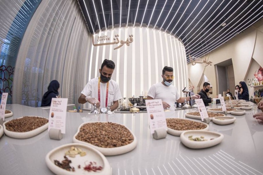 «إكسبو 2020 دبي» يتنفس أطعمة ومذاقات شهية