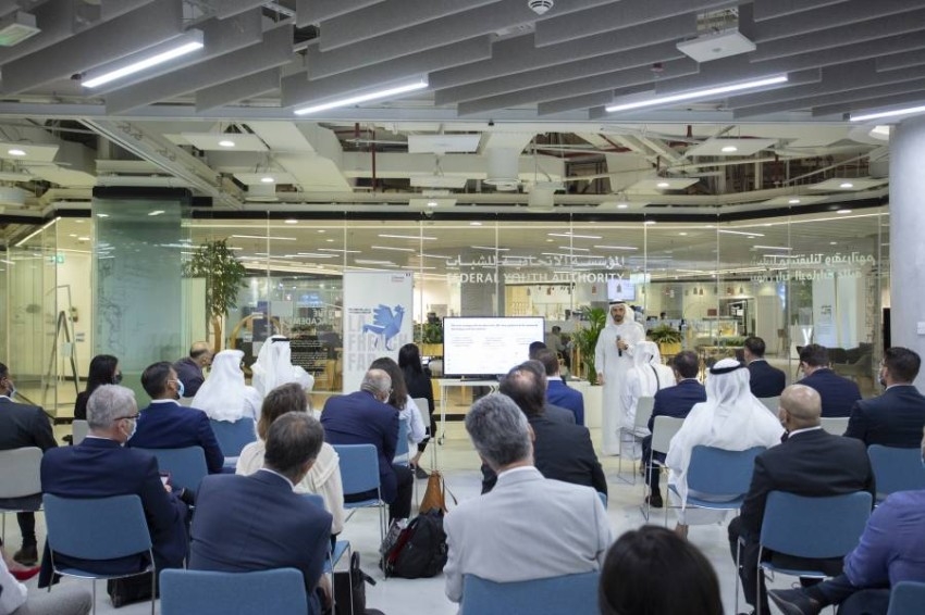 «الصناعة والتكنولوجيا المتقدمة» تطلع شركات فرنسية ناشئة على بيئة الأعمال الإماراتية