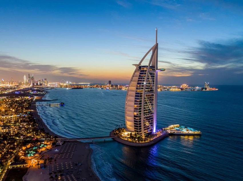 الإمارات الرابعة عالمياً كأفضل وجهة للعيش والعمل