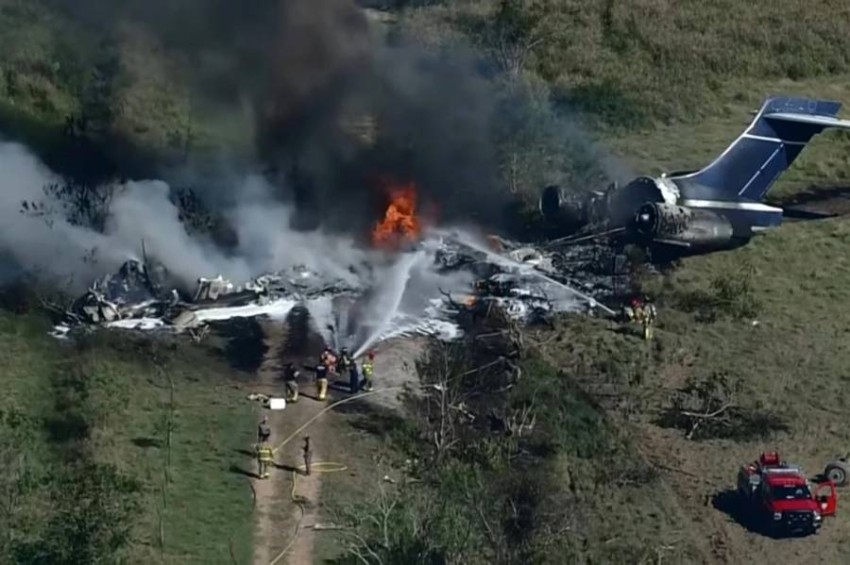 نجاة 21 راكباً كانوا على متن طائرة تحطمت لدى إقلاعها في تكساس