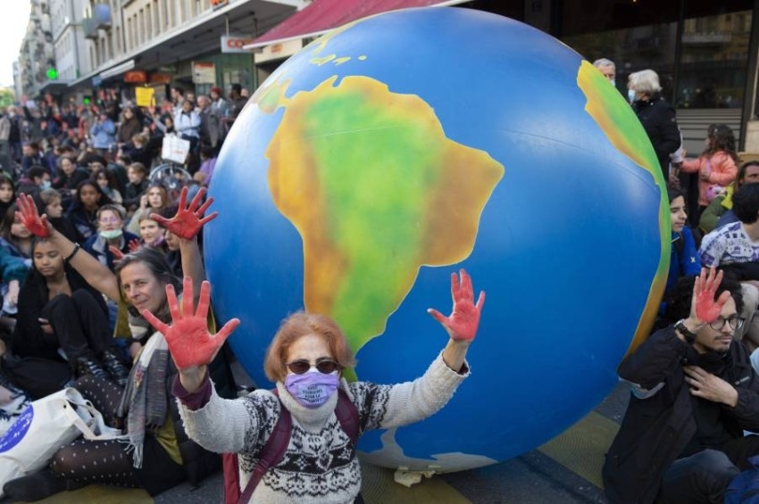 نشطاء المناخ: الدول الغنية عليها دين يجب أن تسدده