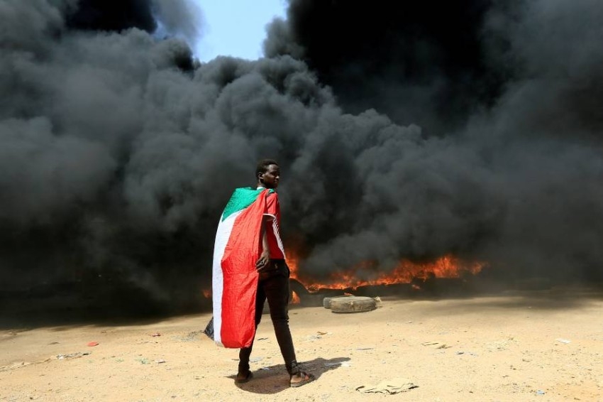 السودان يوقف دخول سفن الوقود إلى المياه الإقليمية لتجنب الغرامات