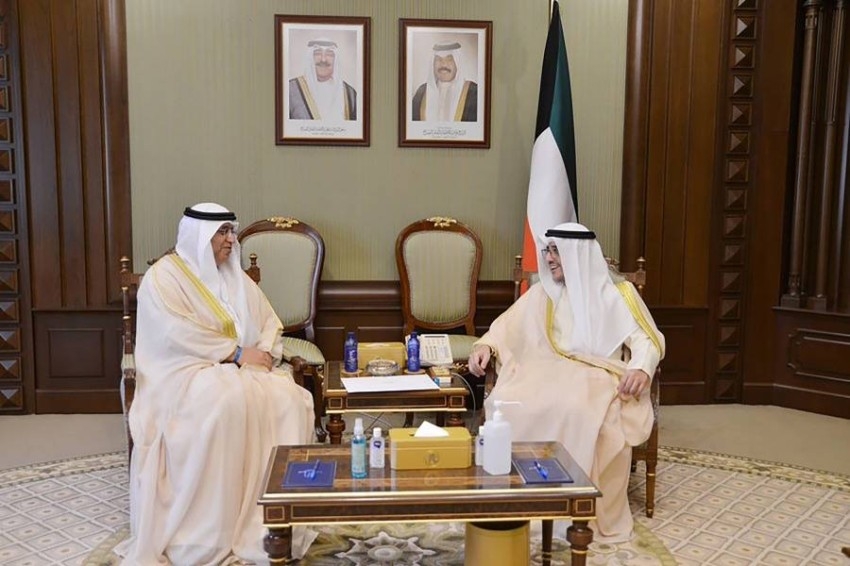 ‎سفير الإمارات يلتقي وزير الخارجية الكويتي ويبحث معه العلاقات الثنائية