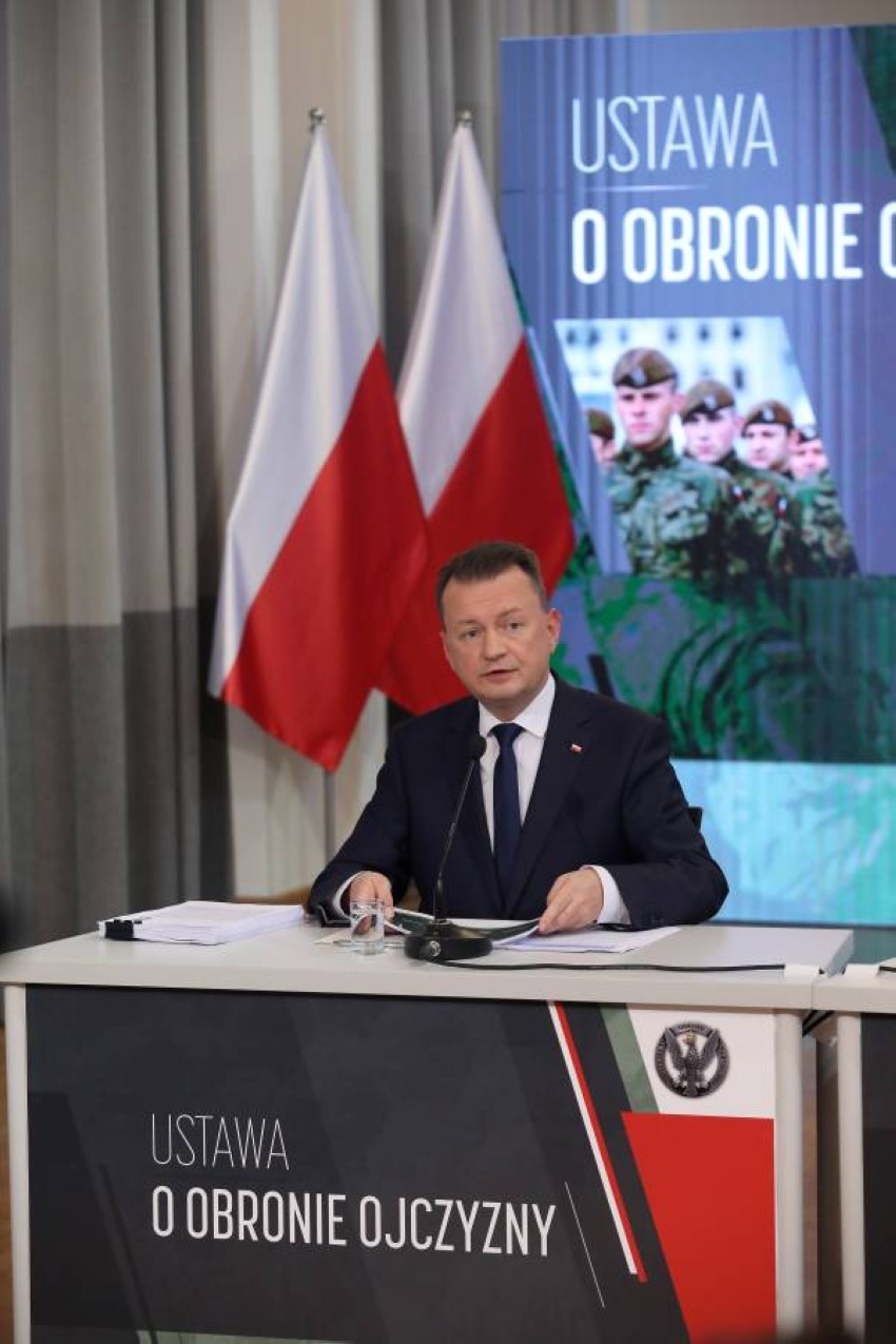 بولندا تعتزم زيادة عدد قواتها المسلحة بأكثر من الضعف