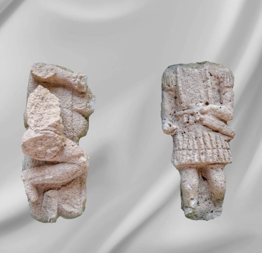 اكتشاف تماثيل أثرية في «تل أبرق» بأم القيوين