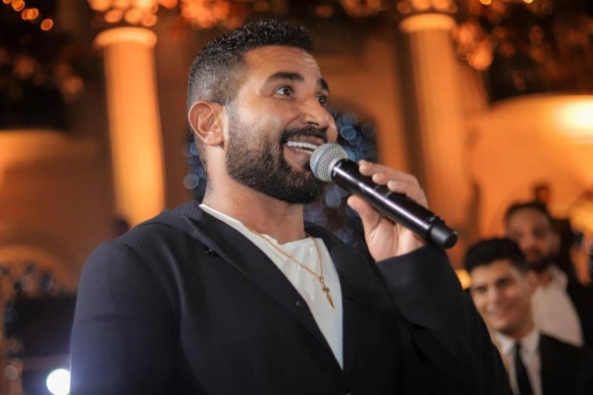 بعد إيقافه بسبب 20 ألف جنيه.. أحمد سعد يعود للغناء بأمر المهن المُوسيقية