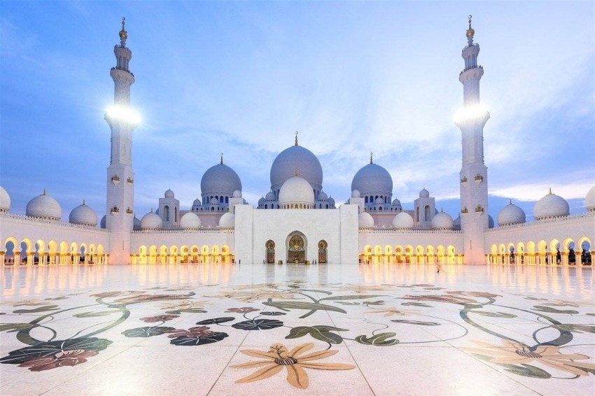 جامع الشيخ زايد الكبير.. منارة عالمية للتسامح وأيقونة ثقافية فريدة