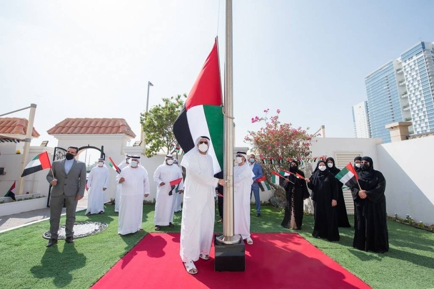 وزارة الدولة لشؤون المجلس الوطني الاتحادي تشارك برفع علم الإمارات