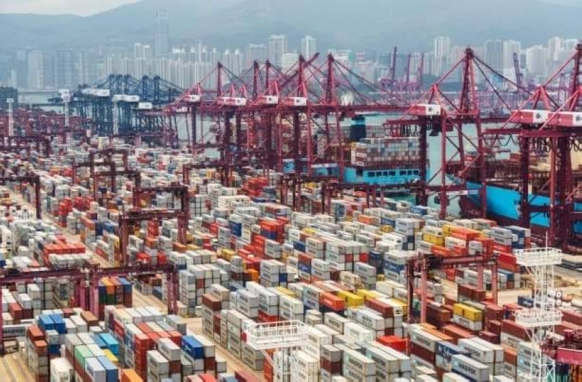 «تضاعفت 500 %».. أسعار 8 خطوط رئيسية للشحن البحري في الصين