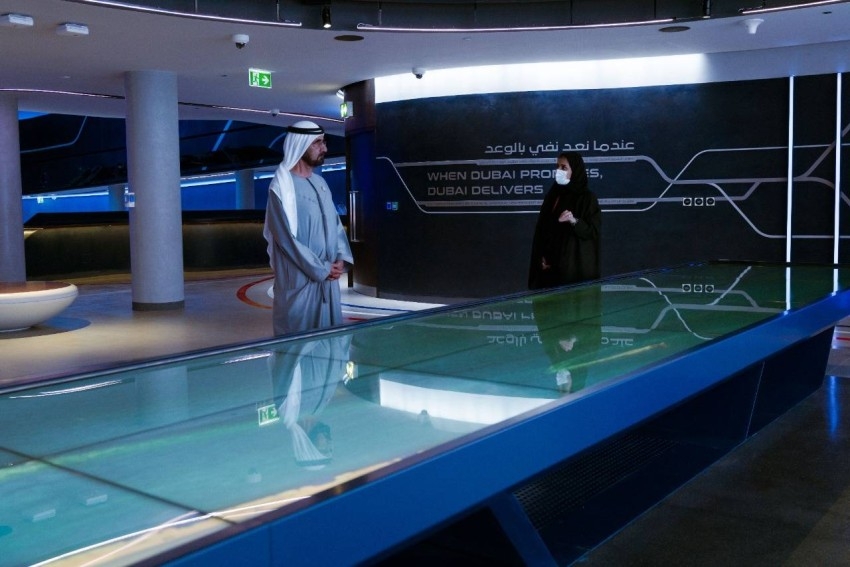 محمد بن راشد يزور جناح «دي بي ورلد» في «إكسبو 2020 دبي»