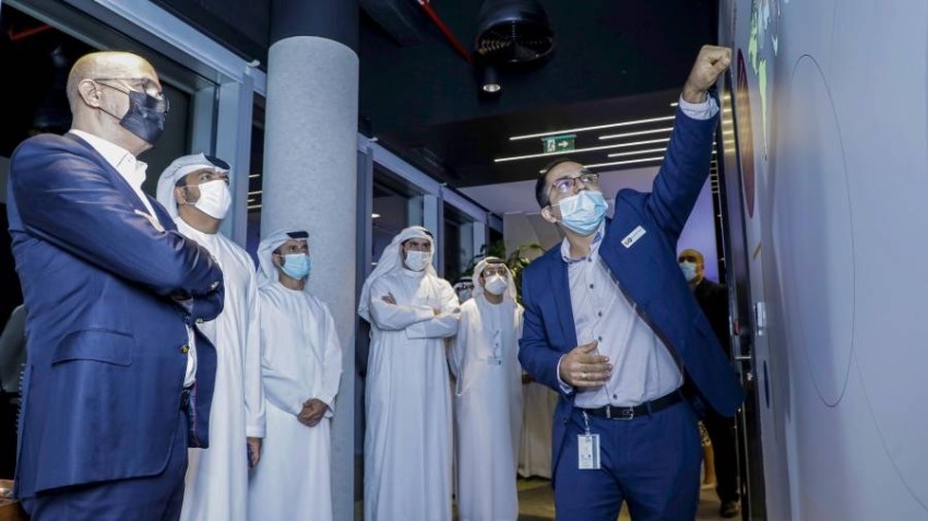 وزارة الصناعة والتكنولوجيا المتقدمة تطلق «مختبر اصنع في الإمارات»