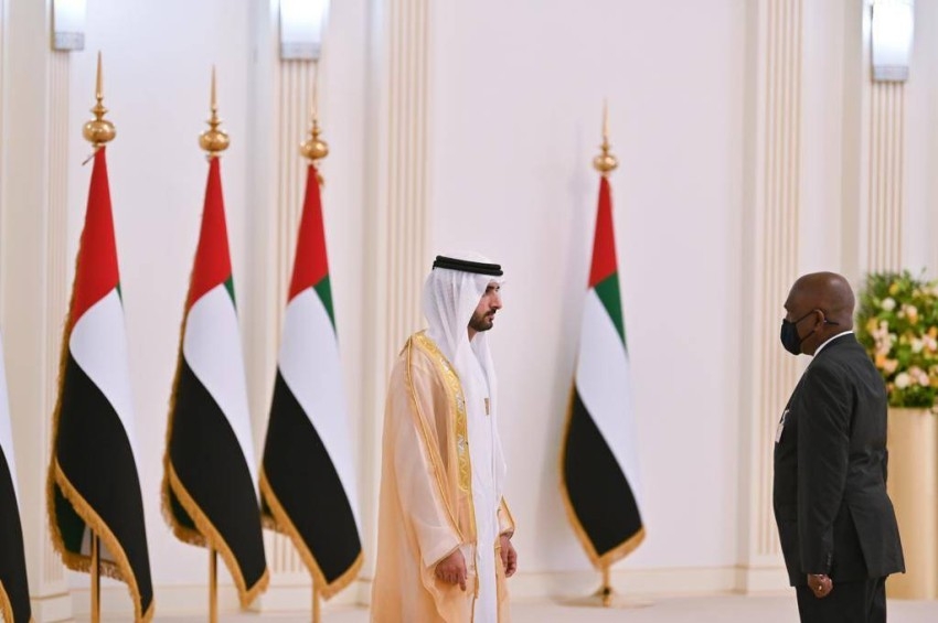 حمدان بن محمد يستقبل رؤساء الوفود المشاركة في معرض دبي للطيران 2021