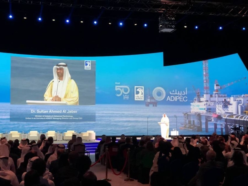 سلطان الجابر: قطاع النفط والغاز يحتاج إلى استثمارات 600 مليار دولار سنوياً حتى 2030