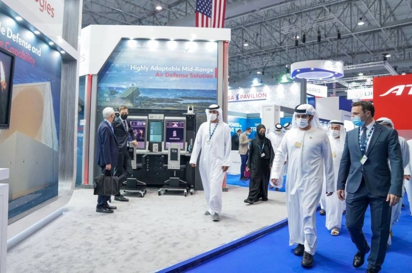 مكتوم بن محمد يزور «معرض دبي للطيران 2021»