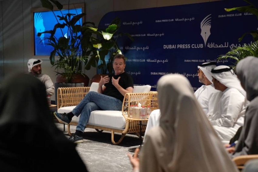مخرج عالمي يناقش في «دبي للصحافة» مقومات التميز وتنمية المواهب