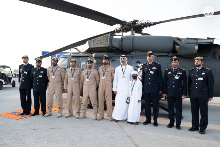 خالد بن محمد بن زايد يزور معرض «دبي للطيران» في يومه الختامي
