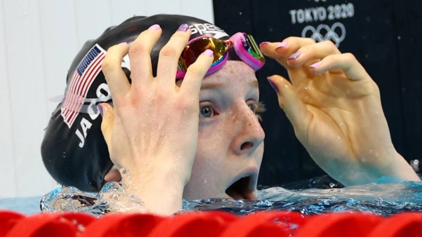 «أبطال الأولمبياد» يقودون أمريكا في مونديال أبوظبي للسباحة
