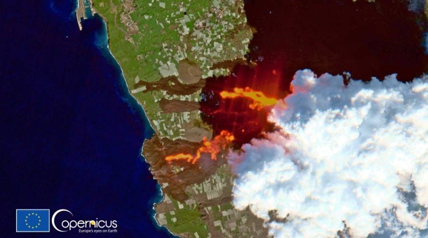 إسبانيا: بركان «لابالما» ما زال ثائراً دون نهاية تلوح في الأفق