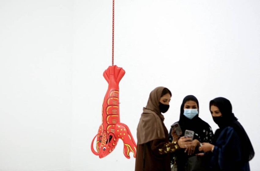 أعمال للفنان الأميركي جيف كونز في جاليري متاحف قطر - الرواق