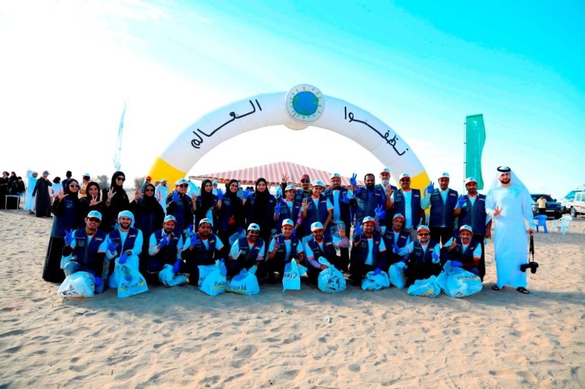 متطوعون يجمعون 3 أطنان نفايات ضمن فعاليات «نظفوا العالم» في دبي