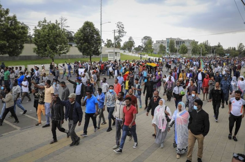 إثيوبيا: آبي أحمد بالزي العسكري على الجبهة الأمامية في القتال