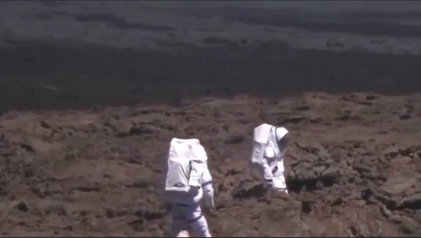 «رحلة المريخ».. مشروع طلابي يحاكي الحياة في الفضاء