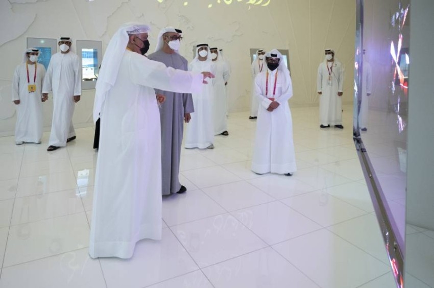 محمد بن زايد يزور جناحَي الكويت وقطر في معرض إكسبو 2020 دبي