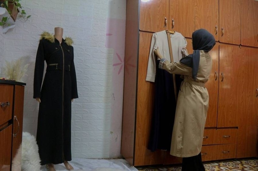 «الخزانة الخضراء».. مشروع يعيد تدوير الملابس ويسوقها رقمياً