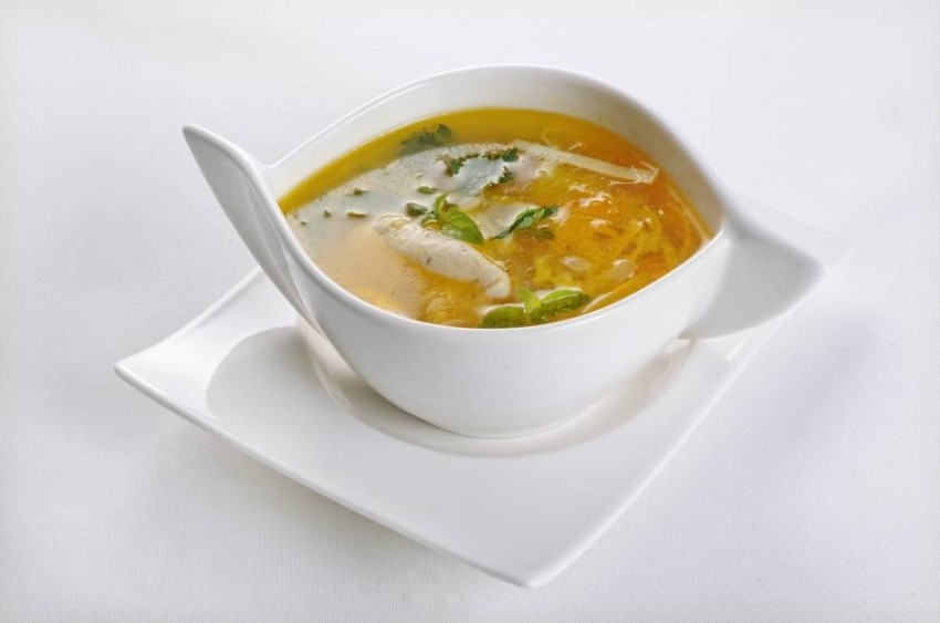 رغم قلة الأدلة العلمية.. الحساء مهم عند الإصابة بالبرد