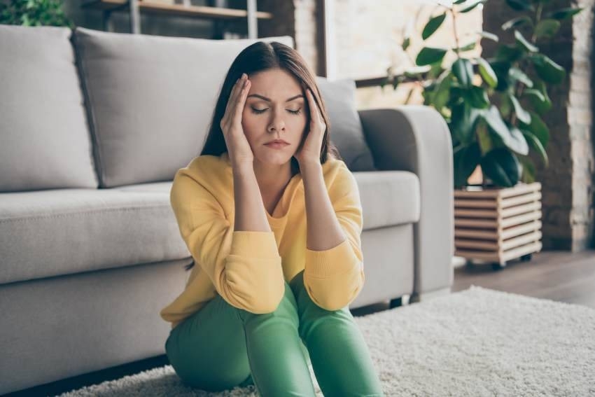 5 أعراض تؤكد الإصابة بالتوتر والاكتئاب