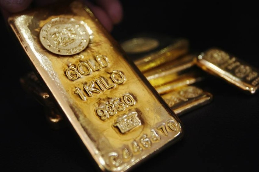 الذهب يتجه لخسارة أسبوعية بسبب خطط الفيدرالي لتقليص التحفيز