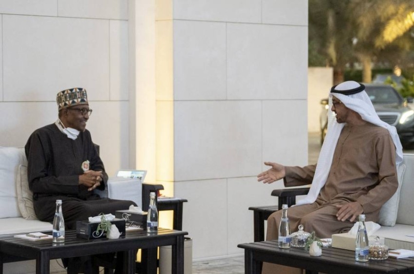 محمد بن زايد ورئيس نيجيريا يبحثان مسارات التعاون بين البلدين
