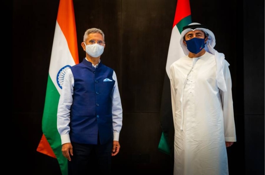 وزيرا خارجية الإمارات والهند يبحثان العلاقات الاستراتيجية بين البلدين