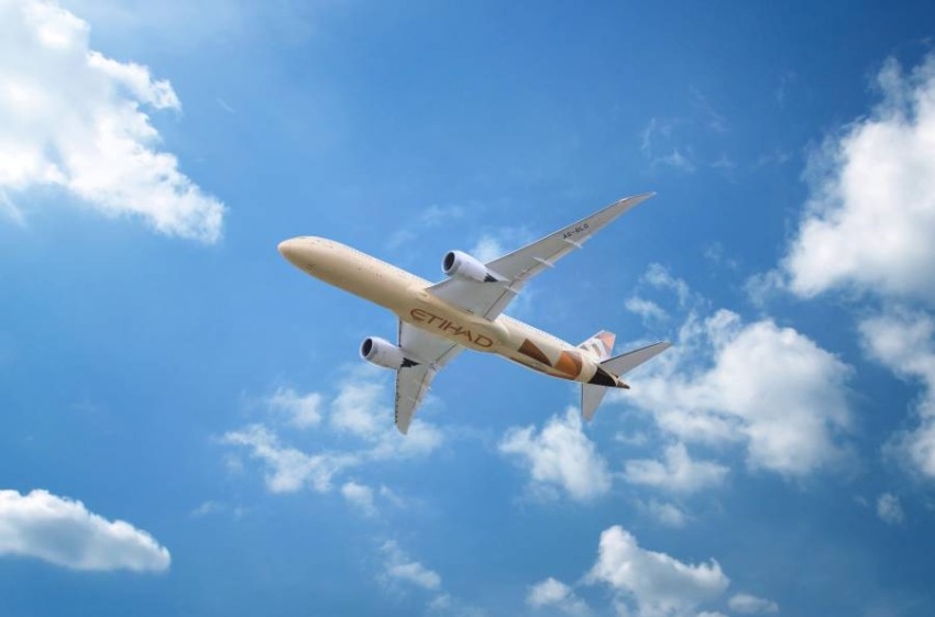 4 إرشادات من «الاتحاد للطيران» للمسافرين عبر مطار أبوظبي الدولي