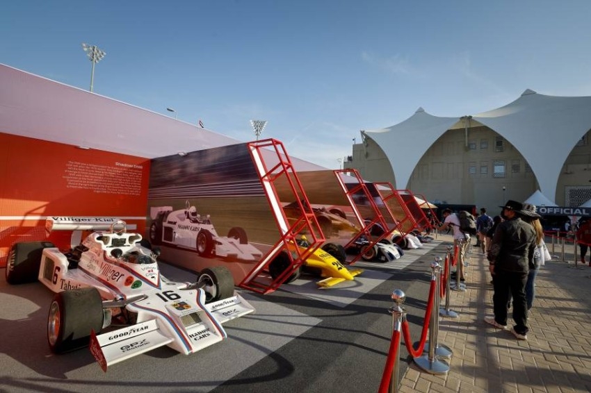 جائزة أبوظبي الكبرى يستعرض سيارات الفورمولا1 الأسطورية